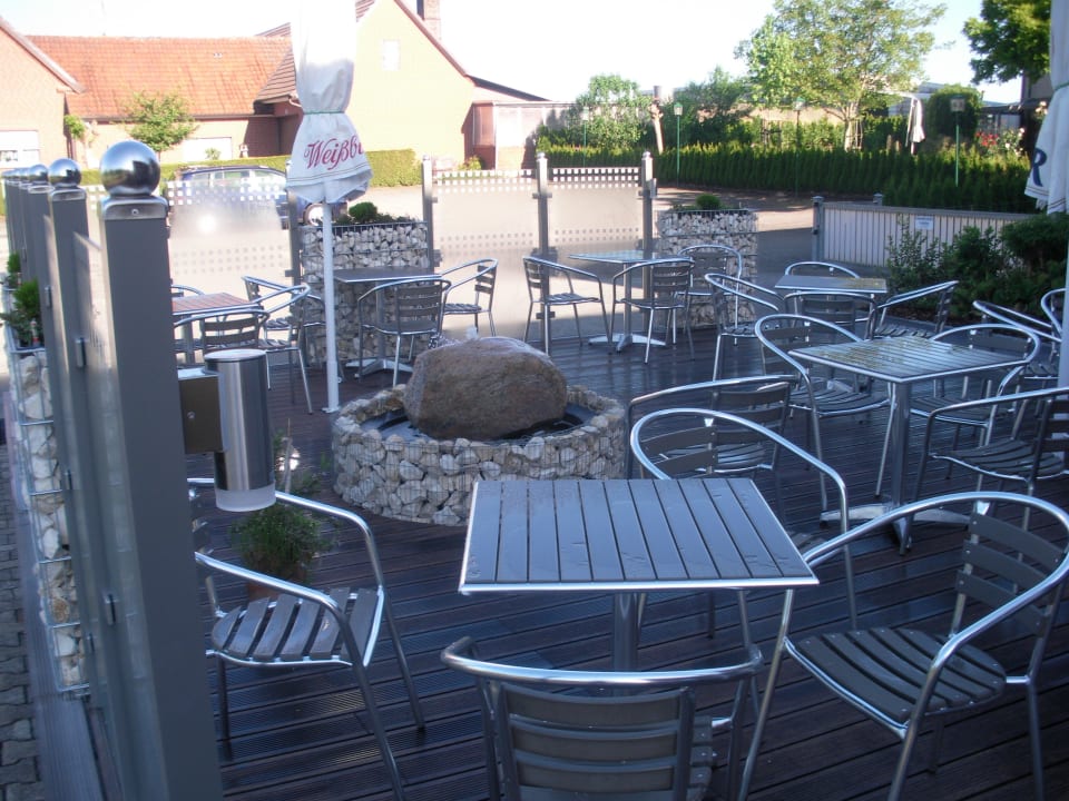 Biergarten Hotel Veltheimer Hof