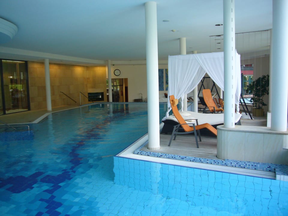 Piscina interna Rieser Achensee Resort