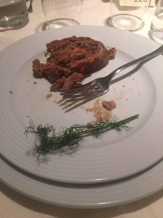 Hauptgericht 1 beim Abendessen "Meatloaf" Paestum Inn Beach Resort