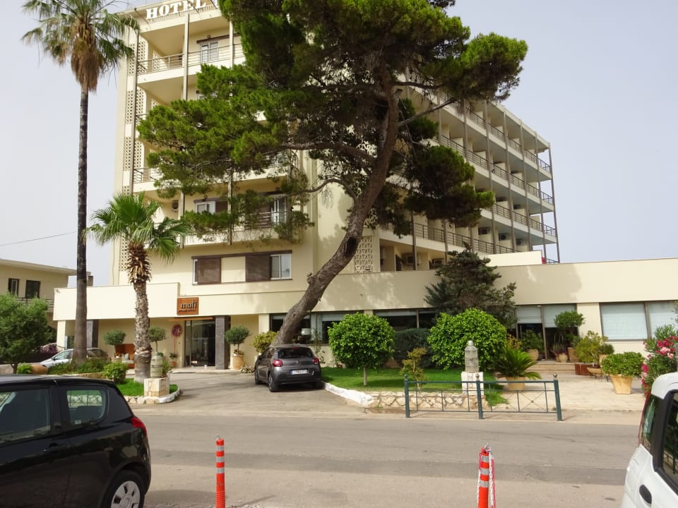 Außenansicht Hotel Mati