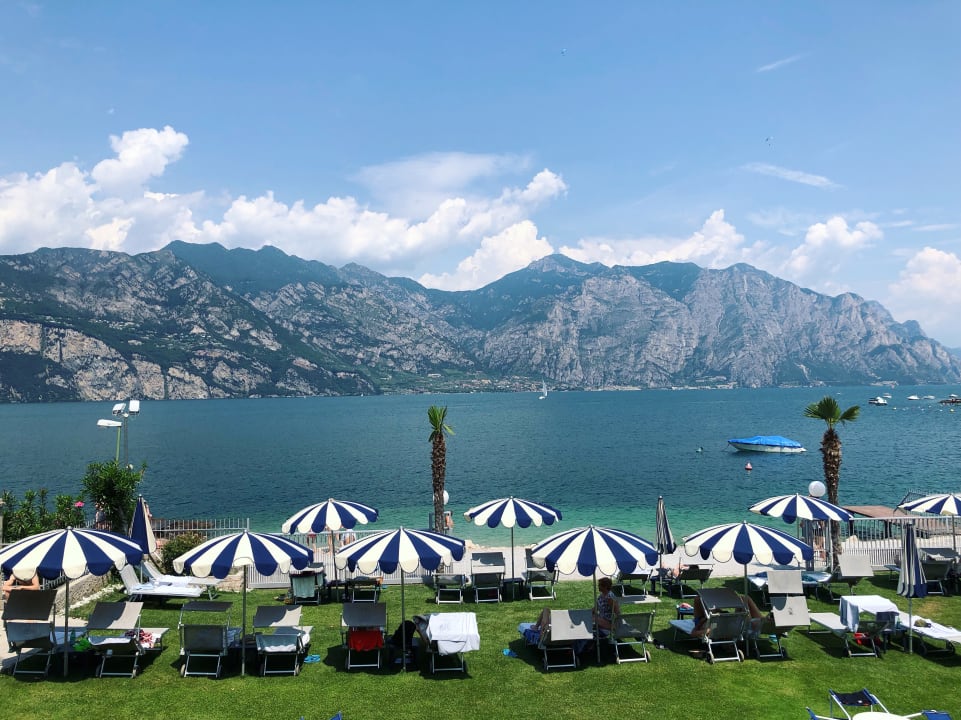 Außenansicht Hotel Castello Lake Front