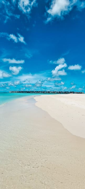 Strand Kuredhivaru Resort and Spa, Maldives