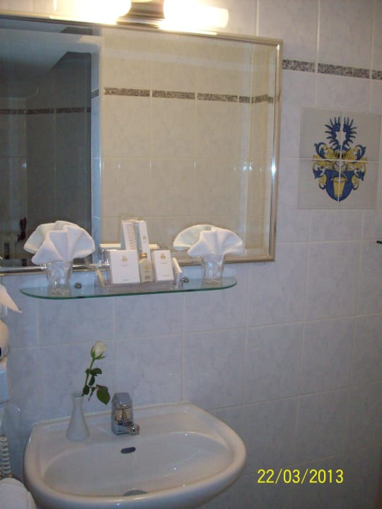 Viel zu kleines Bad Burghotel Trendelburg