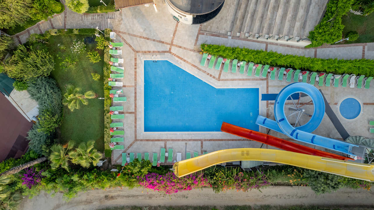 Pool Miarosa Incekum Beach