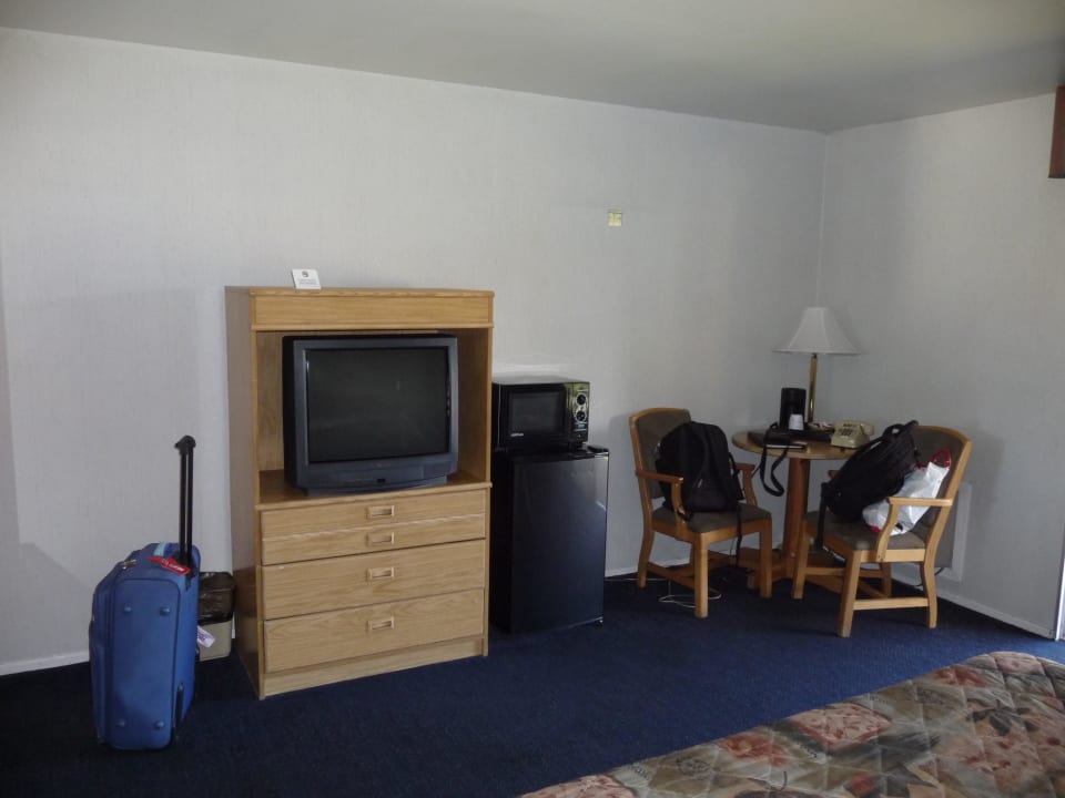 Ausstattunf: TV, Kühlschrank und Mikrowelle Knights Inn South Lake Tahoe