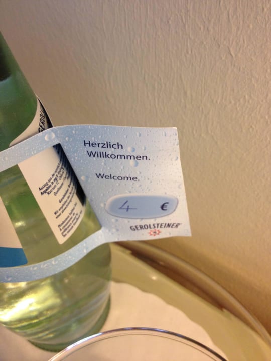 Herzlich Willkommen! und dann 4 Euro??? Vienna House Easy Castrop-Rauxel