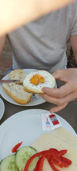 Gastro HL Miraflor Suites Hotel