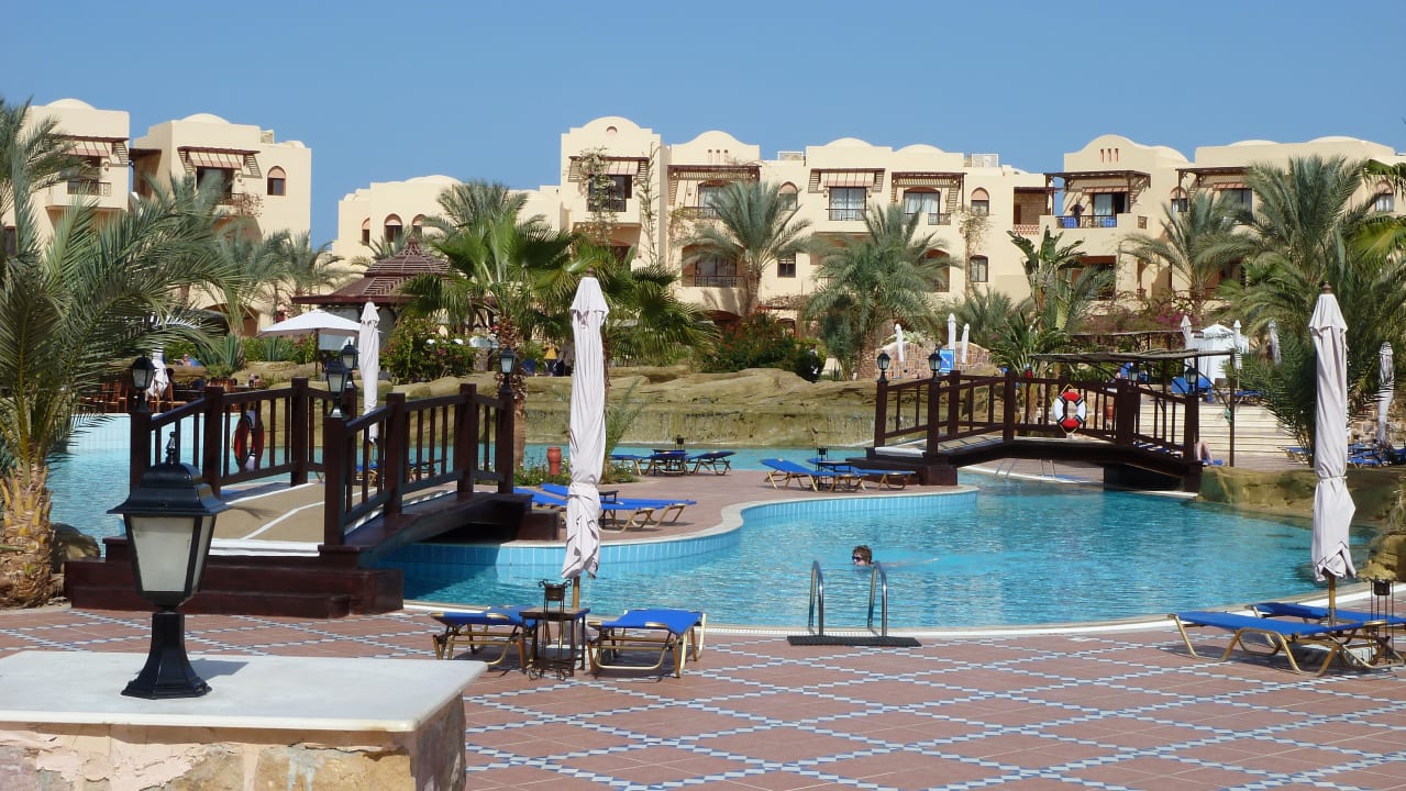 Teil der Poolanlage Steigenberger Coraya Beach - Adults only