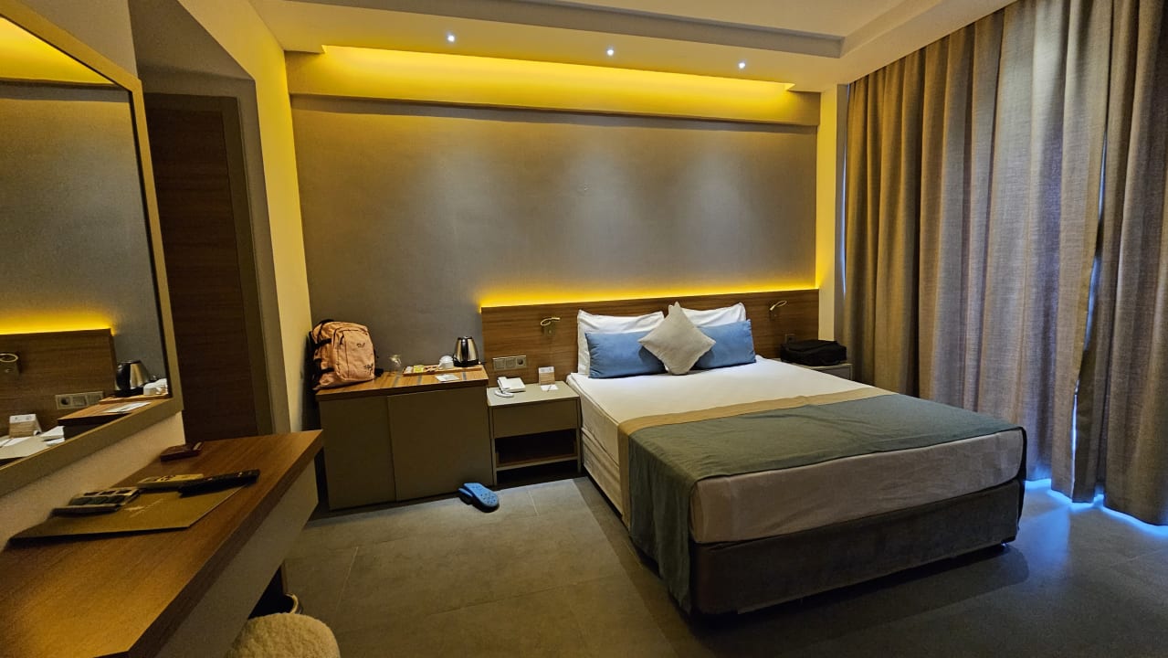 Zimmer Side Story Resort & Spa