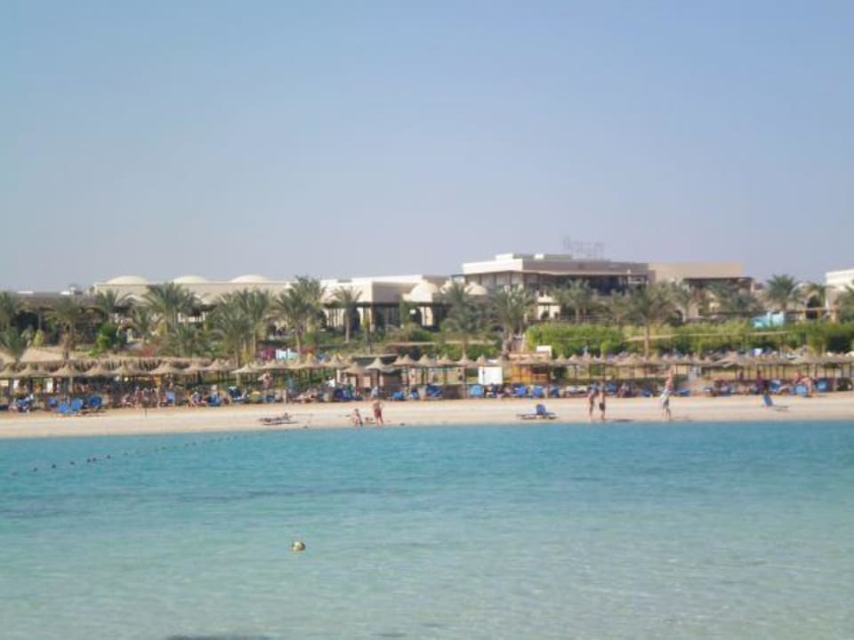 Traumhafter Blick vom Wasser auf die Anlage TUI MAGIC LIFE Kalawy
