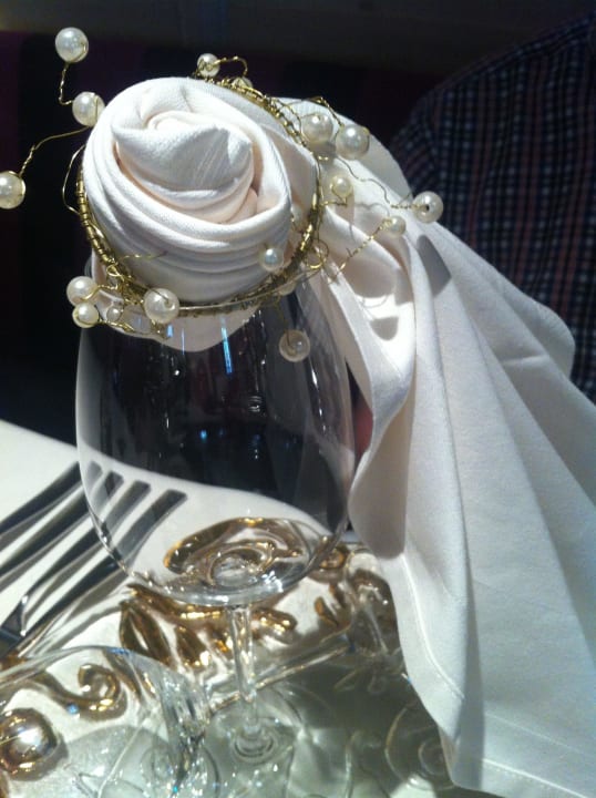 Jeden Abend wunderschöne Tischdeko! Alpine Resort Sportalm