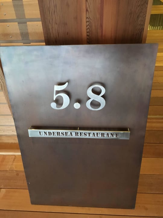 5.8  Hurawalhi Island Resort Maldives