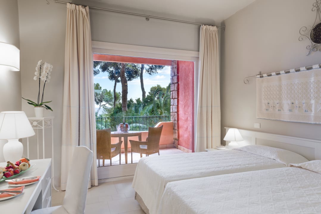 Zimmer Forte Village - Hotel Il Castello