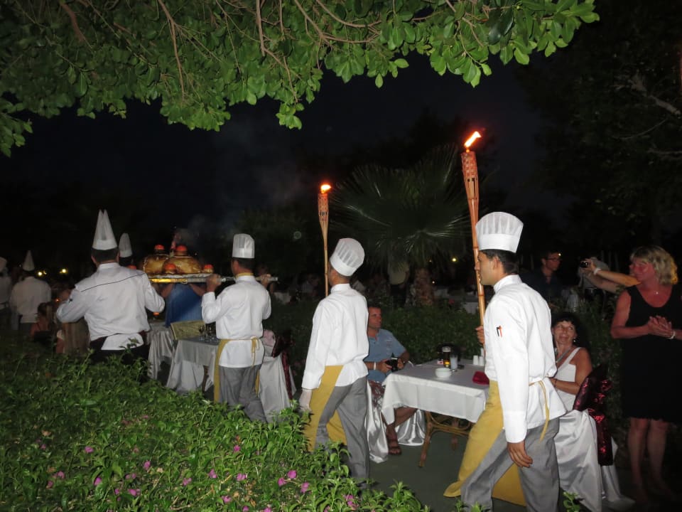 Galaabend Trendy Aspendos Beach Hotel