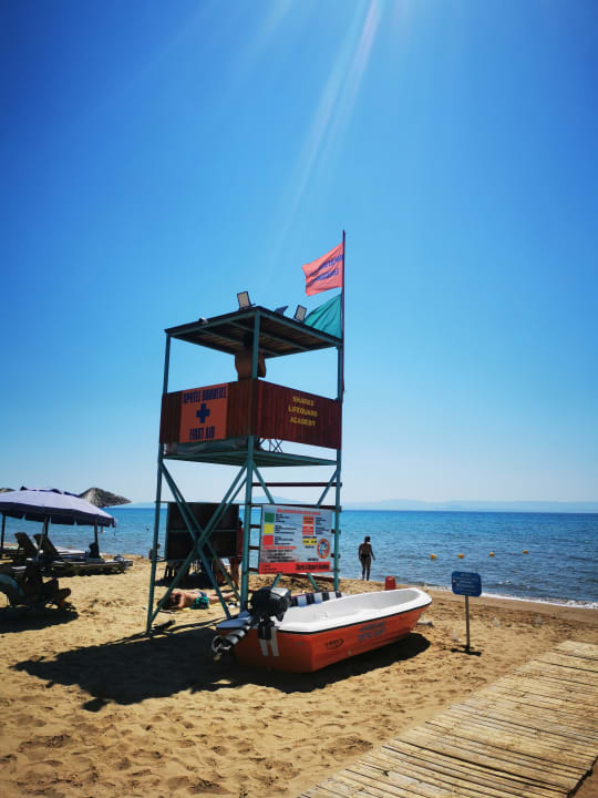 Strand Olympia Golden Beach Resort & Spa