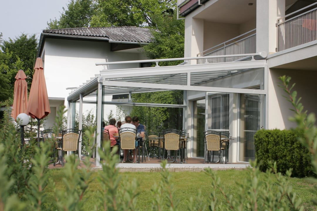 Glasoase - Frühstücksterrasse Wohlfühlpension Kristan