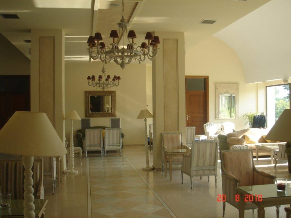 Bar Olympian Bay Grand Resort