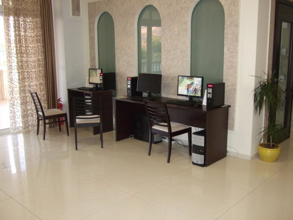 Die Internet-Ecke Hotel Gaia Palace