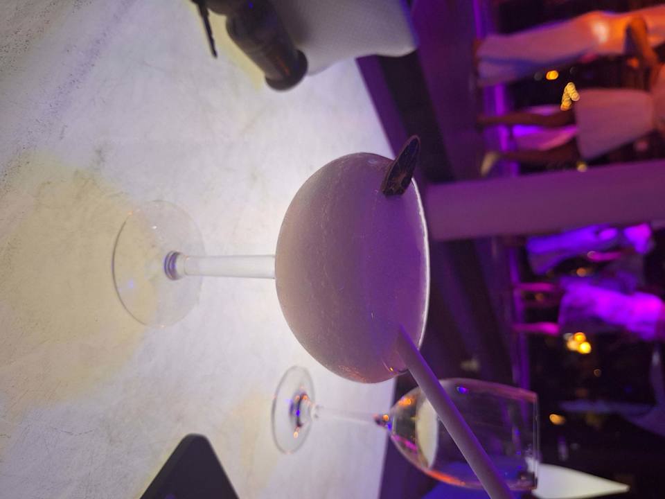 Lobby Kuredu Island Resort & Spa