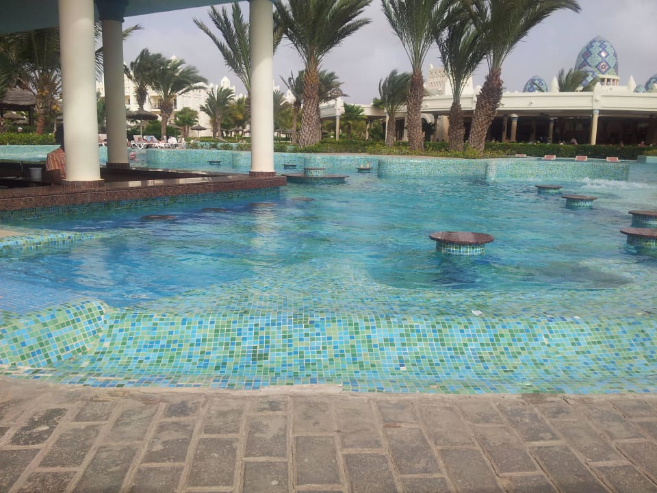 Ohne Sonne zu kalt Hotel Riu Karamboa