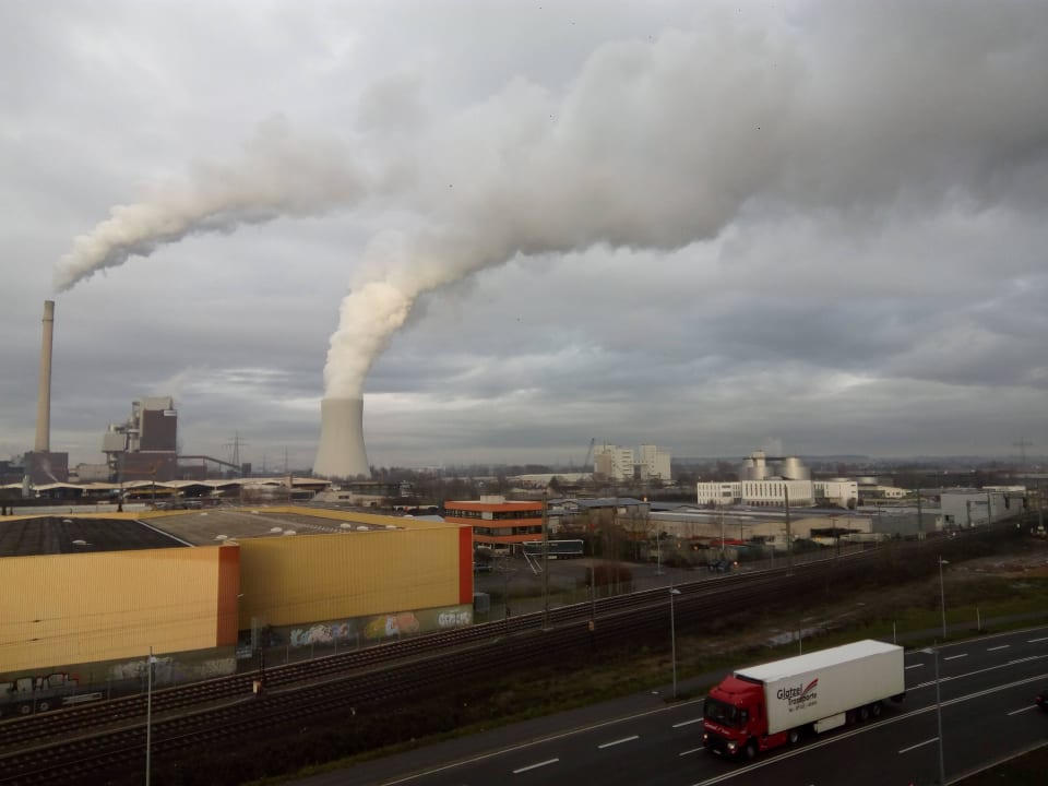 Zimmeraussicht Vienna House Easy Neckarsulm