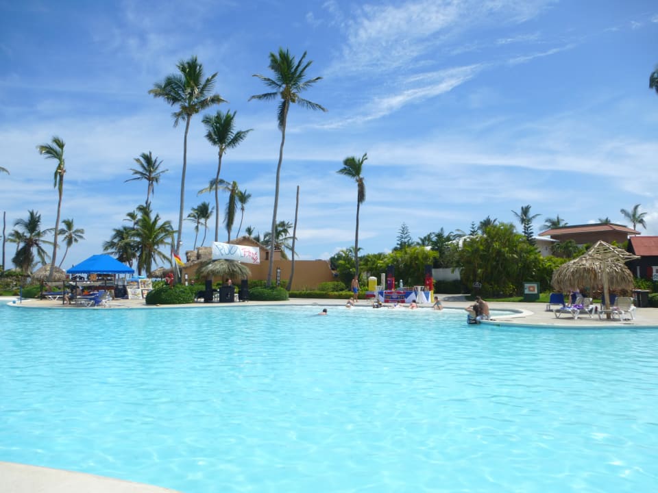 Pool Punta Cana Princess All Suites Resort & Spa