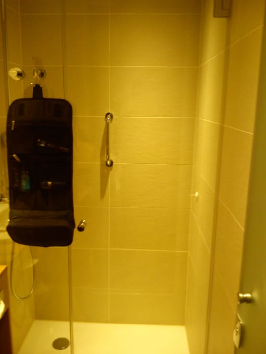 Dusche H4 Hotel München Messe