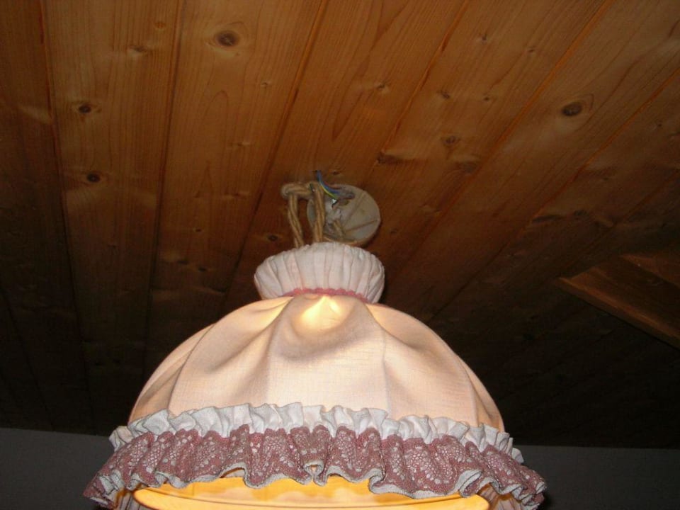 Lampe unprofessionell gekürzt Hotel Alpenhof