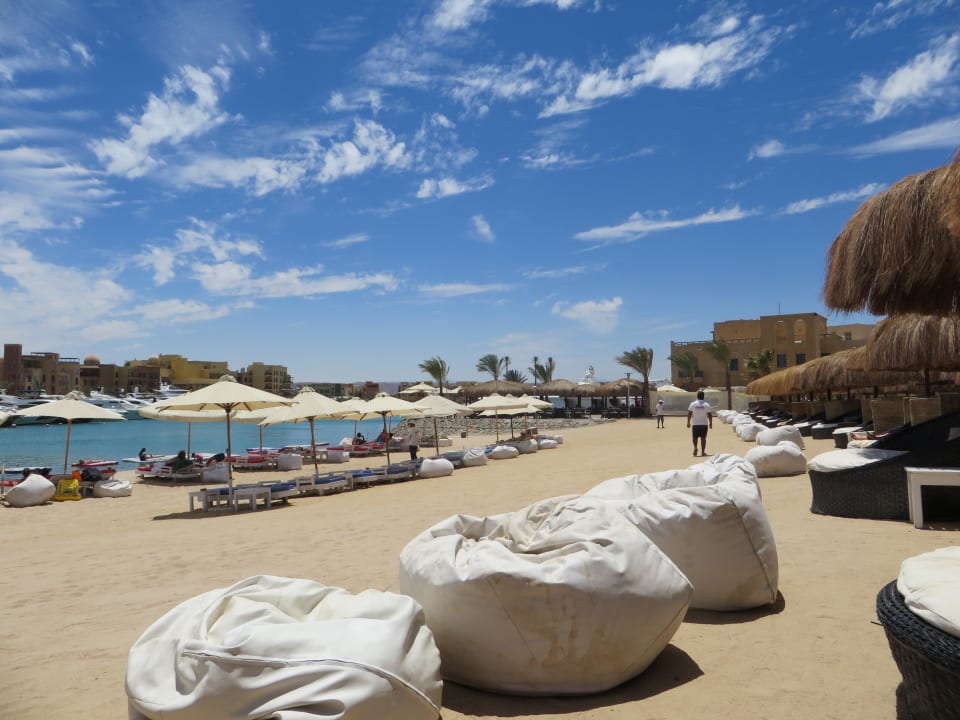 Diesen Strand darf nutzen Captain's Inn Hotel