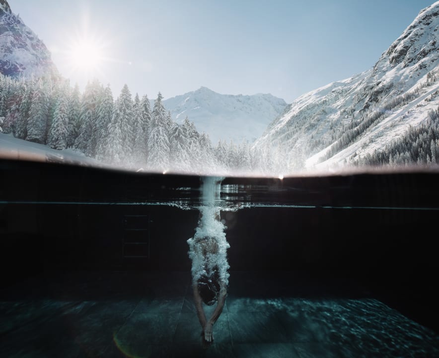 Pool Alpine Resort Sportalm