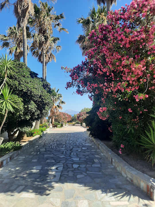 Gartenanlage Euro Village Achilleas Hotel