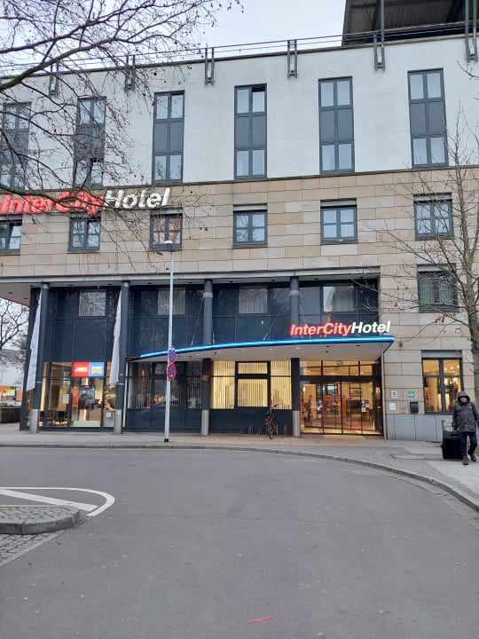 Außenansicht IntercityHotel Magdeburg