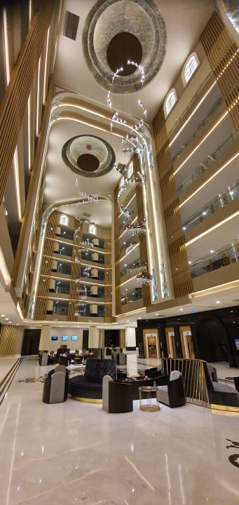 Lobby Haydarpasha Palace