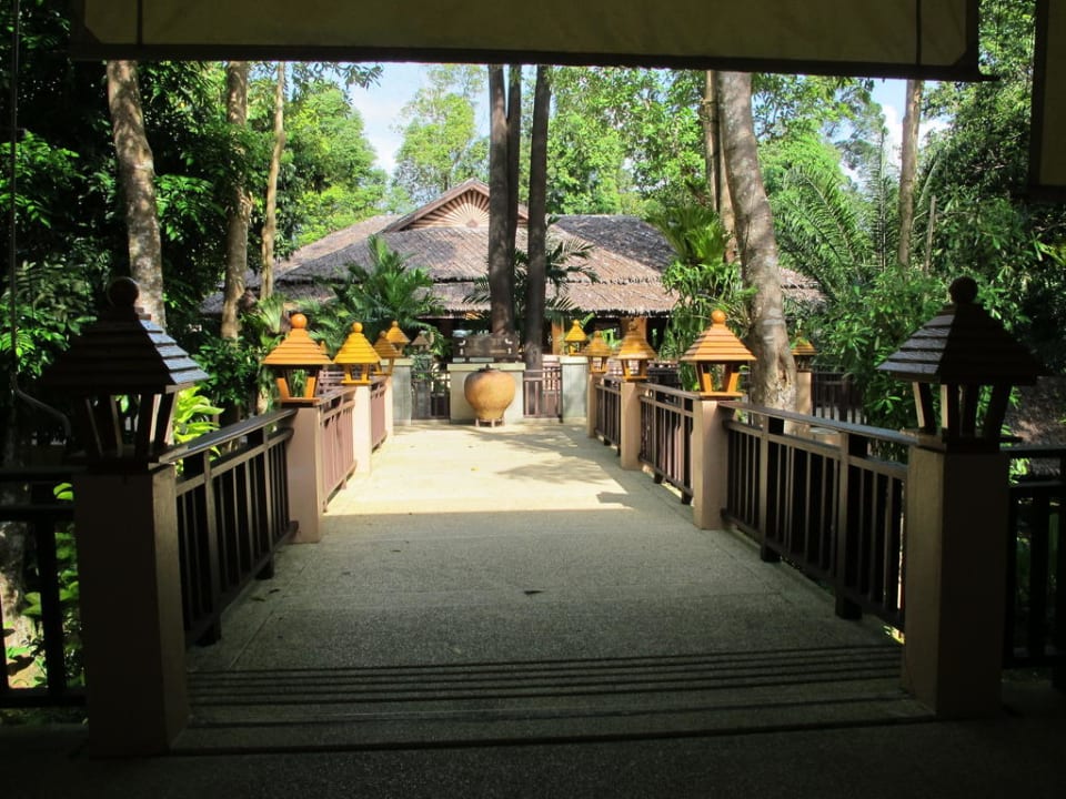 Weg zur Hotel Lobbybar Khao Lak Merlin Resort