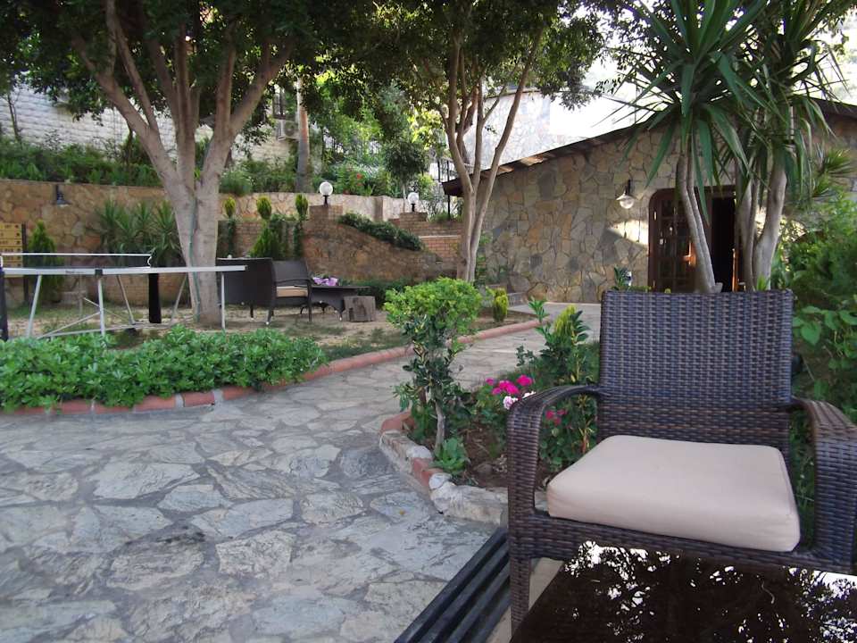 Zugang zur Lobby La Finca Marina