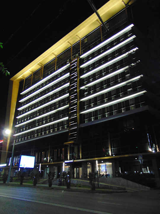 Außenansicht Mercure Almaty City Center