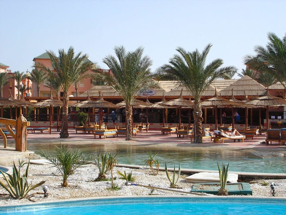 Pools & Restaurants Pickalbatros Aqua Vista Resort - Hurghada