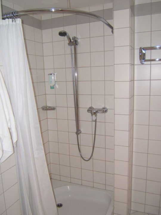 Badezimmer Dusche Hotel Krämerbrücke Erfurt