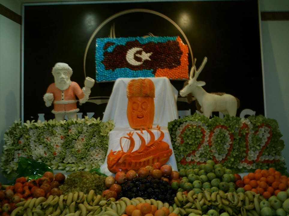 Silvester-Buffet Nachtisch Hotel Aslan City Kleopatra