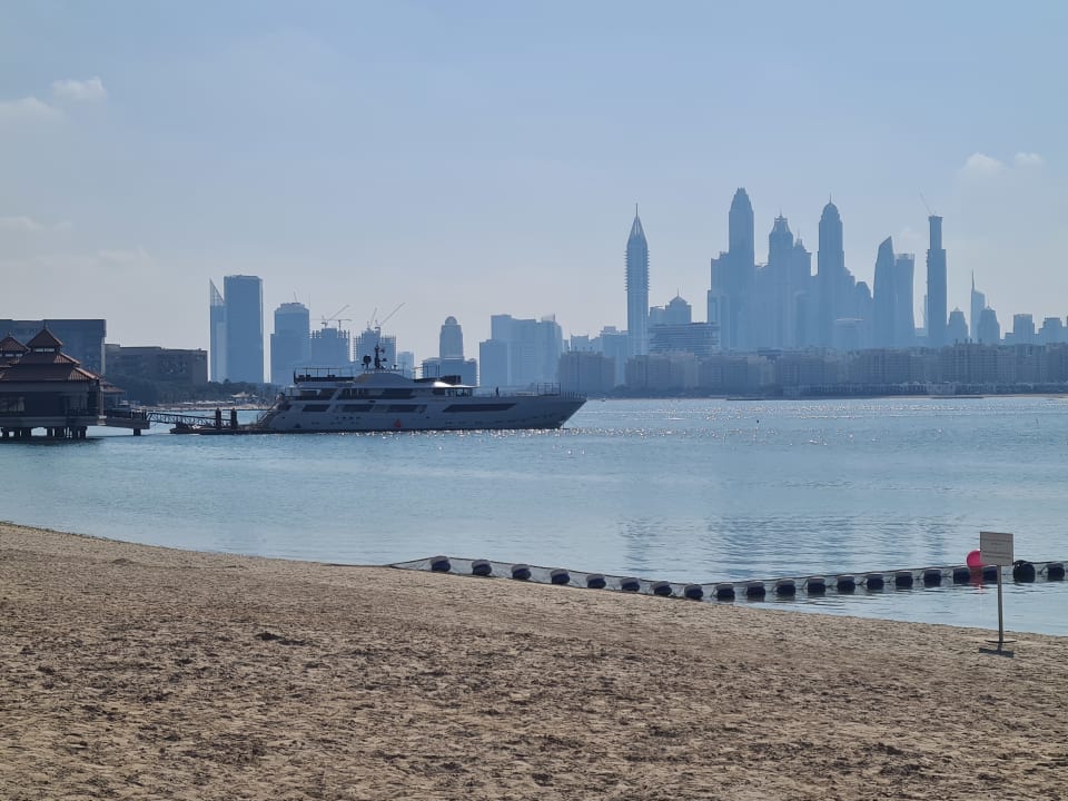Strand Anantara The Palm Dubai Resort