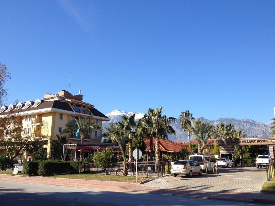 Напротив отеля Limak Limra Hotel & Resort