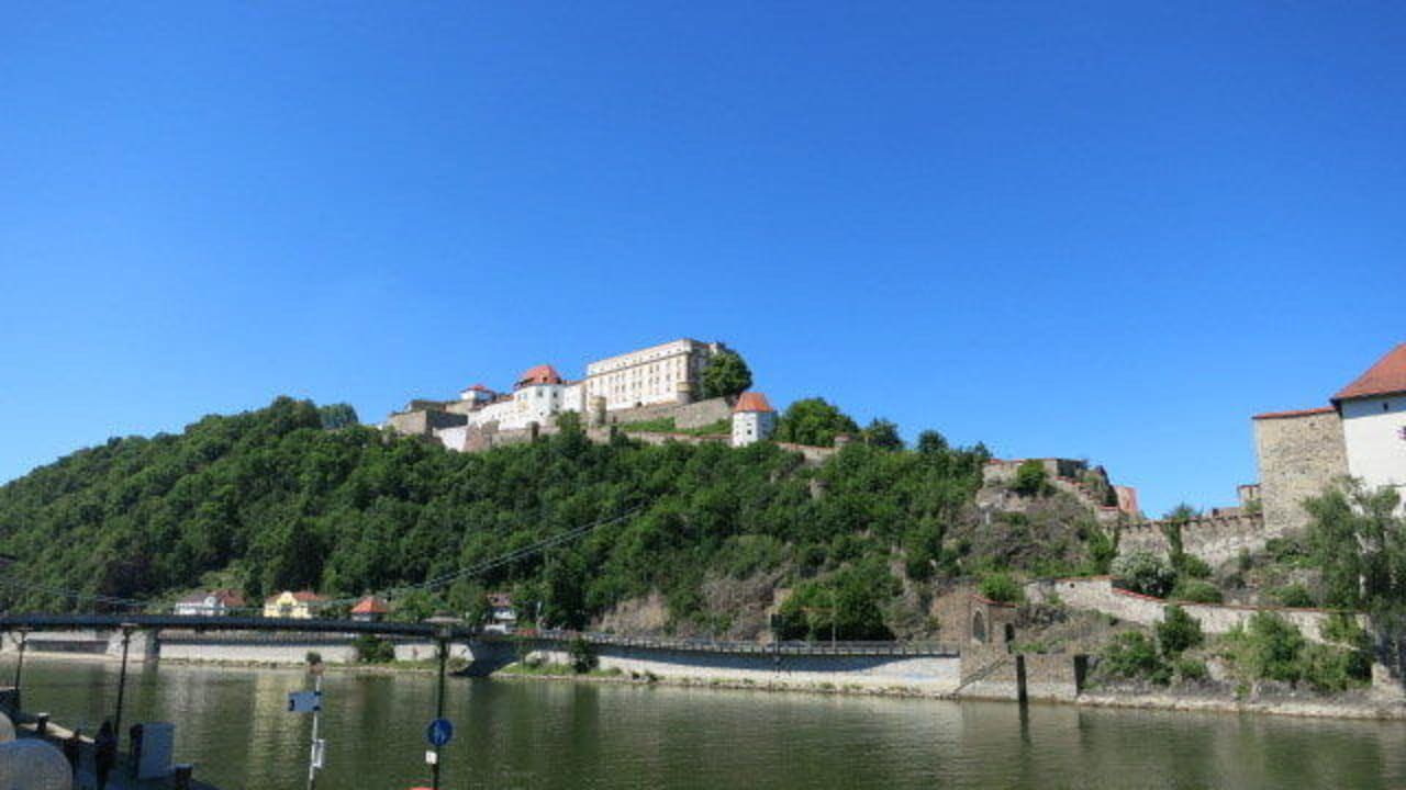 Aussicht von unserem Zimmer und der Terrasse Altstadt-Hotel Passau