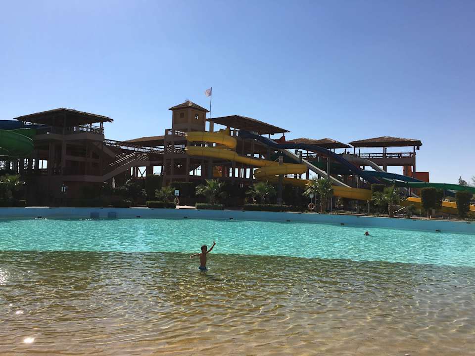 Aqua Jungle Park mit 35 Rutschen Pickalbatros Alf Leila Wa Leila Resort - Neverland Hurghada