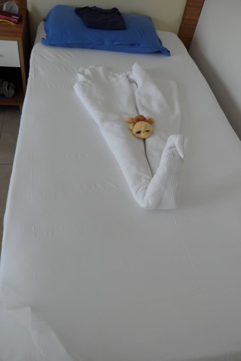 Liebevoll gestalltetes Bett Hotel Panorama