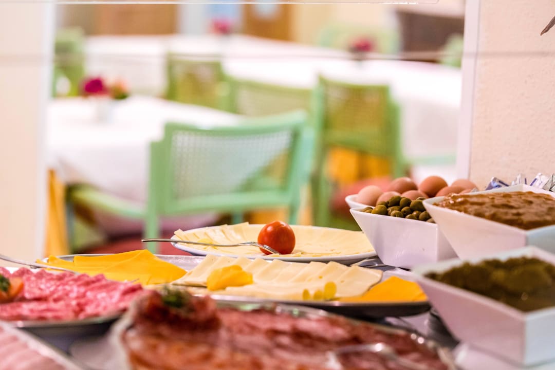 Fruehstuecksbuffet Hotel Playas de Paguera