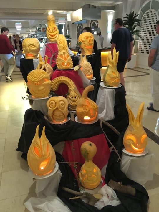 Helloween im Palm Desert Rose