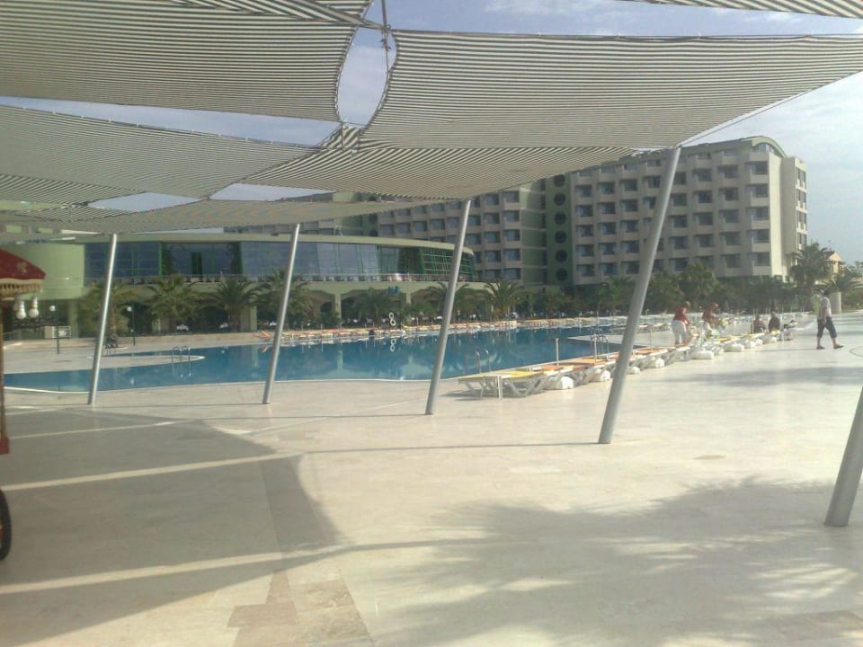 Blick auf Pool VONRESORT Golden Coast