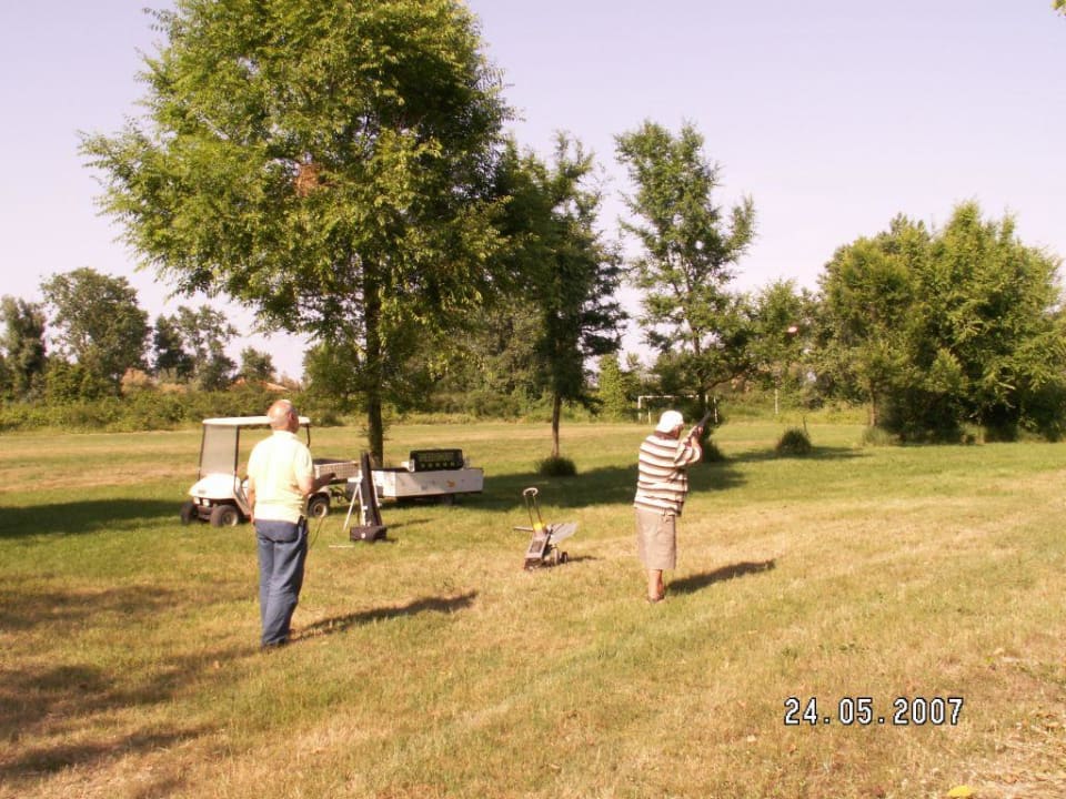 Laser-Tontauben-Schiessanlage Rosapineta Camping Village