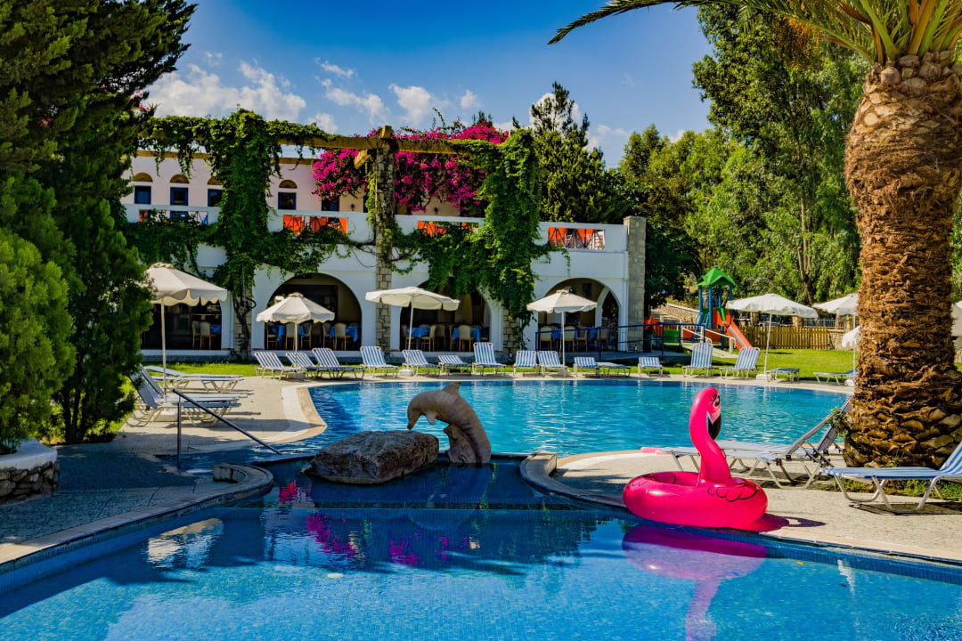 Pool Ekaterini Hotel