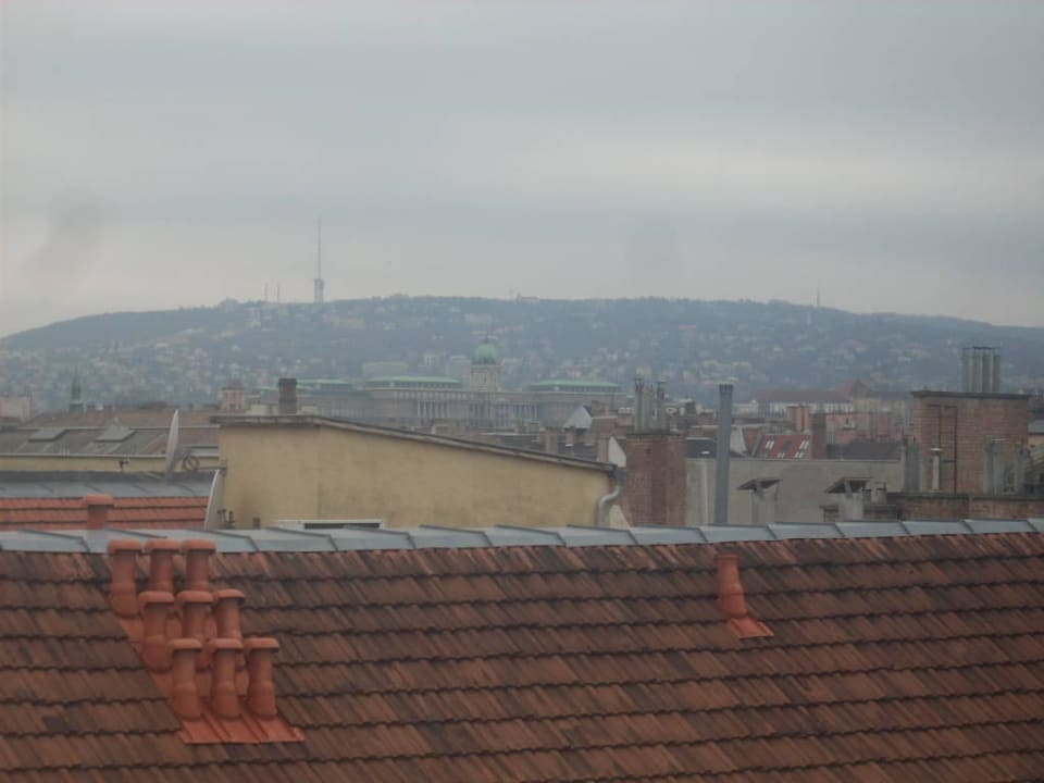 Ausblick von Dachterrasse Continental Hotel Budapest